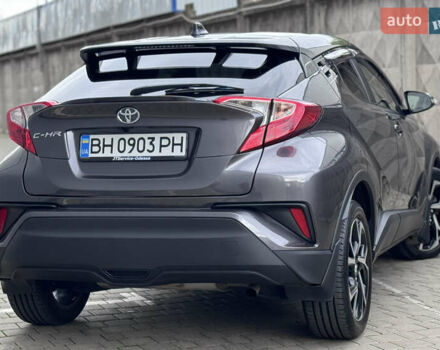 Серый Тойота C-HR, объемом двигателя 1.99 л и пробегом 136 тыс. км за 19300 $, фото 18 на Automoto.ua