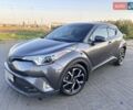 Серый Тойота C-HR, объемом двигателя 1.99 л и пробегом 136 тыс. км за 17000 $, фото 1 на Automoto.ua
