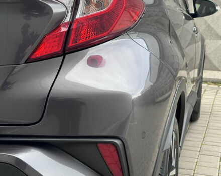 Серый Тойота C-HR, объемом двигателя 1.99 л и пробегом 136 тыс. км за 19300 $, фото 40 на Automoto.ua