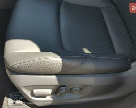 Сірий Тойота C-HR, об'ємом двигуна 1.2 л та пробігом 78 тис. км за 21300 $, фото 16 на Automoto.ua