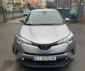 Серый Тойота C-HR, объемом двигателя 1.99 л и пробегом 80 тыс. км за 20500 $, фото 5 на Automoto.ua