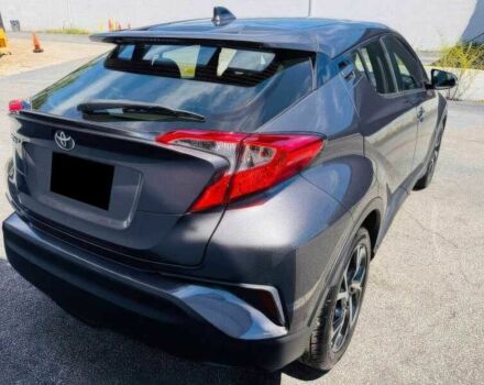 Серый Тойота C-HR, объемом двигателя 2 л и пробегом 68 тыс. км за 7400 $, фото 6 на Automoto.ua