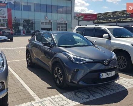 Сірий Тойота C-HR, об'ємом двигуна 1.2 л та пробігом 78 тис. км за 21300 $, фото 2 на Automoto.ua