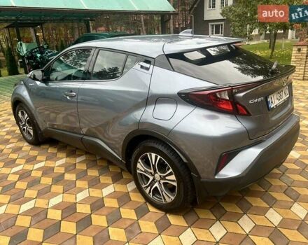 Сірий Тойота C-HR, об'ємом двигуна 1.8 л та пробігом 125 тис. км за 25000 $, фото 11 на Automoto.ua