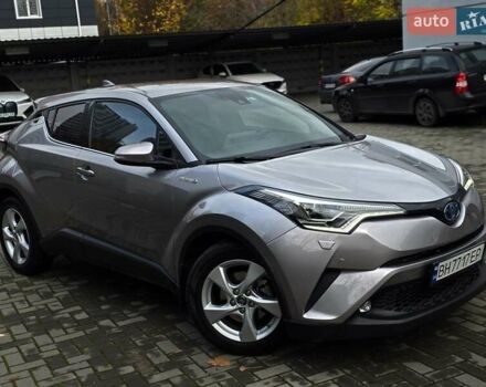 Сірий Тойота C-HR, об'ємом двигуна 1.8 л та пробігом 60 тис. км за 26500 $, фото 16 на Automoto.ua
