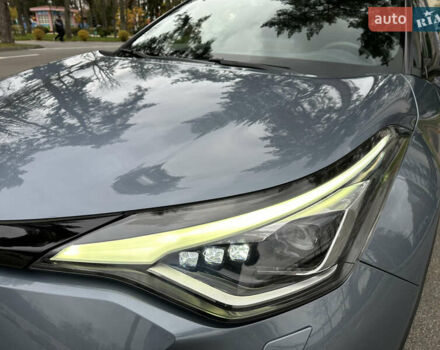 Сірий Тойота C-HR, об'ємом двигуна 1.2 л та пробігом 25 тис. км за 23900 $, фото 21 на Automoto.ua