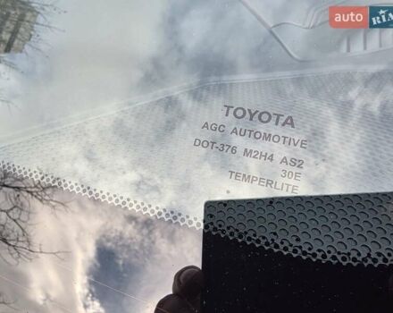 Сірий Тойота C-HR, об'ємом двигуна 1.8 л та пробігом 60 тис. км за 26500 $, фото 26 на Automoto.ua