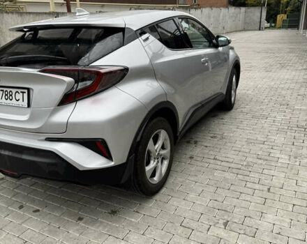 Серый Тойота C-HR, объемом двигателя 1.2 л и пробегом 12 тыс. км за 26500 $, фото 9 на Automoto.ua