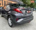 Серый Тойота C-HR, объемом двигателя 1.8 л и пробегом 128 тыс. км за 21300 $, фото 7 на Automoto.ua