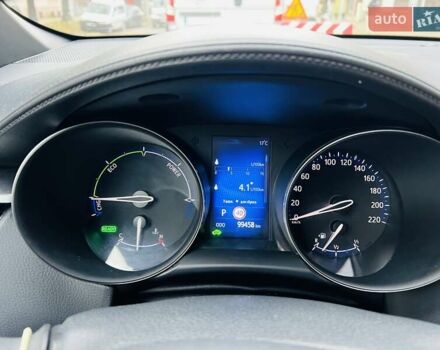 Тойота C-HR 2019 у Чернівцях на Automoto.ua Сірий Тойота C-HR, об'ємом двигуна 1.8 л та пробігом 99 тис. км за 27000 $, фото 8 на Automoto.ua