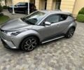 Серый Тойота C-HR, объемом двигателя 1.8 л и пробегом 77 тыс. км за 17900 $, фото 1 на Automoto.ua