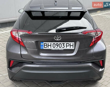 Серый Тойота C-HR, объемом двигателя 1.99 л и пробегом 136 тыс. км за 19300 $, фото 30 на Automoto.ua
