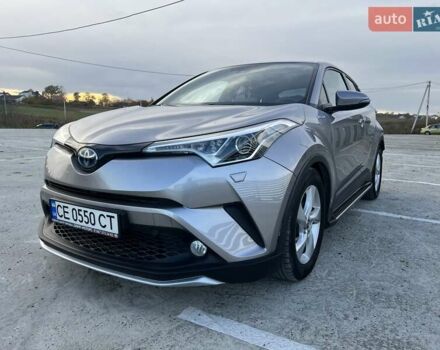 Тойота C-HR 2019 у Чернівцях на Automoto.ua Сірий Тойота C-HR, об'ємом двигуна 1.8 л та пробігом 99 тис. км за 27000 $, фото 1 на Automoto.ua