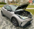 Серый Тойота C-HR, объемом двигателя 2 л и пробегом 76 тыс. км за 27000 $, фото 45 на Automoto.ua