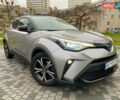 Серый Тойота C-HR, объемом двигателя 2 л и пробегом 76 тыс. км за 27000 $, фото 49 на Automoto.ua