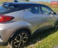 Серый Тойота C-HR, объемом двигателя 2 л и пробегом 52 тыс. км за 16699 $, фото 3 на Automoto.ua