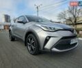 Серый Тойота C-HR, объемом двигателя 1.2 л и пробегом 60 тыс. км за 21900 $, фото 1 на Automoto.ua