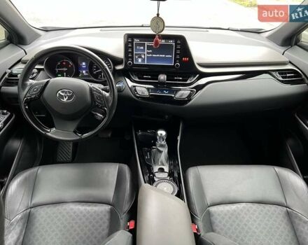 Сірий Тойота C-HR, об'ємом двигуна 2 л та пробігом 49 тис. км за 28700 $, фото 10 на Automoto.ua