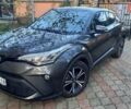 Серый Тойота C-HR, объемом двигателя 1.8 л и пробегом 71 тыс. км за 26500 $, фото 1 на Automoto.ua