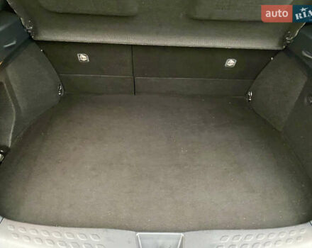 Серый Тойота C-HR, объемом двигателя 2 л и пробегом 76 тыс. км за 27000 $, фото 38 на Automoto.ua