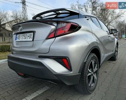 Серый Тойота C-HR, объемом двигателя 1.2 л и пробегом 60 тыс. км за 21900 $, фото 23 на Automoto.ua