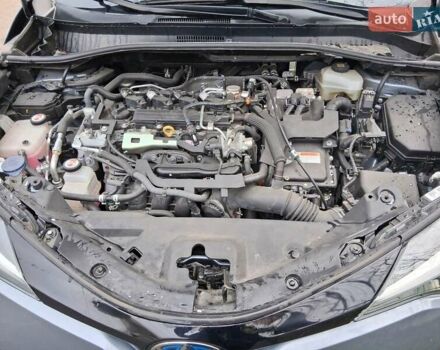 Серый Тойота C-HR, объемом двигателя 1.99 л и пробегом 32 тыс. км за 28200 $, фото 16 на Automoto.ua