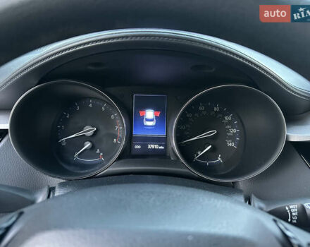 Серый Тойота C-HR, объемом двигателя 1.99 л и пробегом 60 тыс. км за 22500 $, фото 47 на Automoto.ua