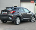 Серый Тойота C-HR, объемом двигателя 1.99 л и пробегом 60 тыс. км за 22500 $, фото 2 на Automoto.ua