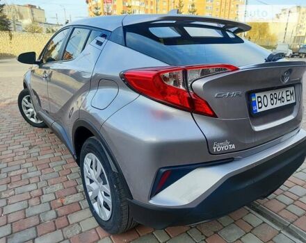 Сірий Тойота C-HR, об'ємом двигуна 1.99 л та пробігом 44 тис. км за 18800 $, фото 9 на Automoto.ua