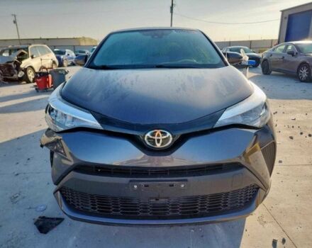 Серый Тойота C-HR, объемом двигателя 2 л и пробегом 25 тыс. км за 4100 $, фото 4 на Automoto.ua