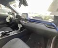 Серый Тойота C-HR, объемом двигателя 2 л и пробегом 52 тыс. км за 12700 $, фото 11 на Automoto.ua