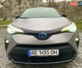 Серый Тойота C-HR, объемом двигателя 2 л и пробегом 76 тыс. км за 27000 $, фото 51 на Automoto.ua