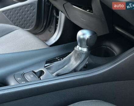 Серый Тойота C-HR, объемом двигателя 1.99 л и пробегом 60 тыс. км за 22500 $, фото 35 на Automoto.ua