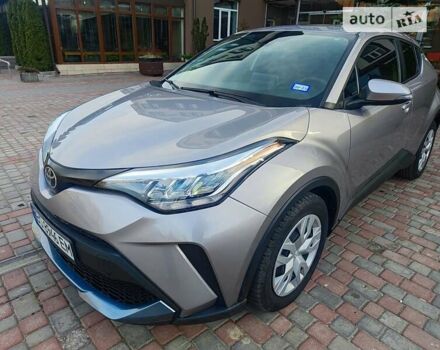 Сірий Тойота C-HR, об'ємом двигуна 1.99 л та пробігом 44 тис. км за 18800 $, фото 5 на Automoto.ua