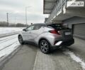 Сірий Тойота C-HR, об'ємом двигуна 2 л та пробігом 76 тис. км за 27600 $, фото 4 на Automoto.ua