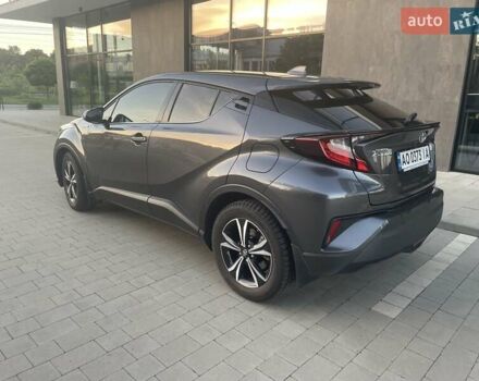 Серый Тойота C-HR, объемом двигателя 1.8 л и пробегом 71 тыс. км за 26500 $, фото 10 на Automoto.ua