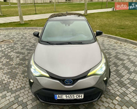 Серый Тойота C-HR, объемом двигателя 2 л и пробегом 76 тыс. км за 27000 $, фото 52 на Automoto.ua