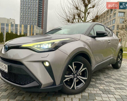 Серый Тойота C-HR, объемом двигателя 2 л и пробегом 76 тыс. км за 27000 $, фото 53 на Automoto.ua