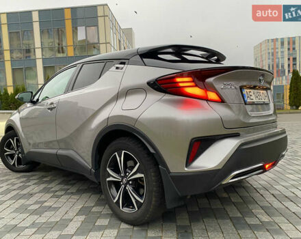 Серый Тойота C-HR, объемом двигателя 2 л и пробегом 76 тыс. км за 27000 $, фото 48 на Automoto.ua
