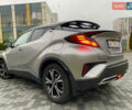 Серый Тойота C-HR, объемом двигателя 2 л и пробегом 76 тыс. км за 27000 $, фото 48 на Automoto.ua