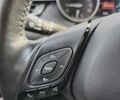 Серый Тойота C-HR, объемом двигателя 1.2 л и пробегом 60 тыс. км за 21900 $, фото 30 на Automoto.ua