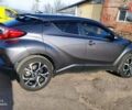 Серый Тойота C-HR, объемом двигателя 2 л и пробегом 50 тыс. км за 21000 $, фото 1 на Automoto.ua