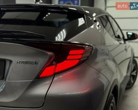 Сірий Тойота C-HR, об'ємом двигуна 1.99 л та пробігом 58 тис. км за 27500 $, фото 18 на Automoto.ua