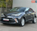 Серый Тойота C-HR, объемом двигателя 1.99 л и пробегом 60 тыс. км за 22500 $, фото 9 на Automoto.ua