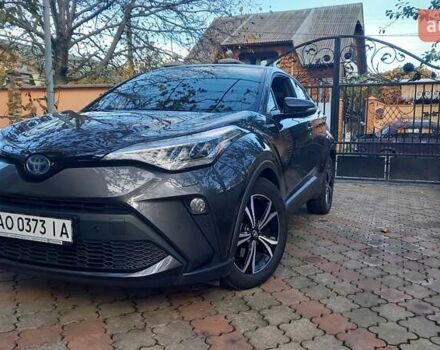 Серый Тойота C-HR, объемом двигателя 1.8 л и пробегом 71 тыс. км за 26500 $, фото 4 на Automoto.ua