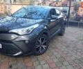 Серый Тойота C-HR, объемом двигателя 1.8 л и пробегом 71 тыс. км за 26500 $, фото 5 на Automoto.ua