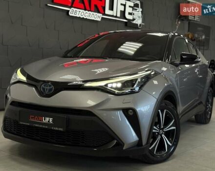 Сірий Тойота C-HR, об'ємом двигуна 1.99 л та пробігом 58 тис. км за 27500 $, фото 3 на Automoto.ua