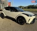 Сірий Тойота C-HR, об'ємом двигуна 1.99 л та пробігом 64 тис. км за 28200 $, фото 3 на Automoto.ua