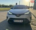 Сірий Тойота C-HR, об'ємом двигуна 1.99 л та пробігом 64 тис. км за 28200 $, фото 2 на Automoto.ua