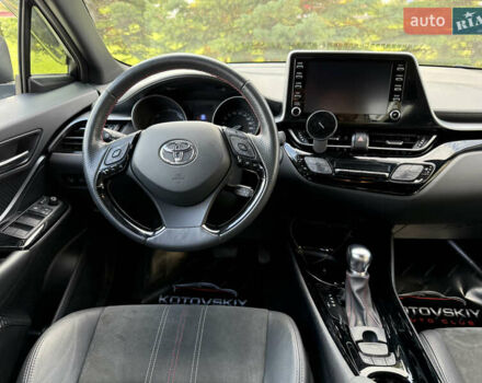 Сірий Тойота C-HR, об'ємом двигуна 2 л та пробігом 43 тис. км за 29900 $, фото 11 на Automoto.ua